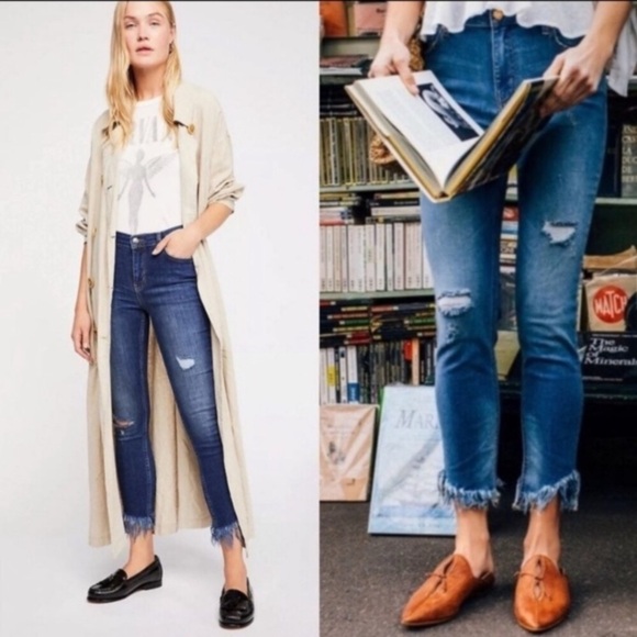 Free People Denim - Free People Mid Rise Raw Frayed Fringe Hem Dark Wash Fringe Ankle Skinny Jeans